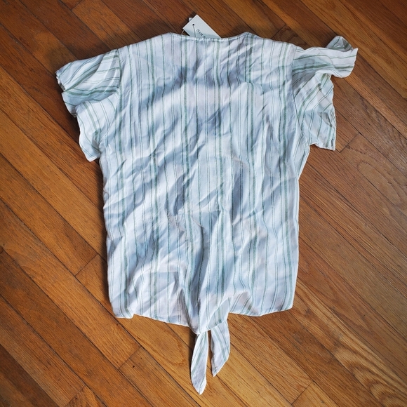 Sim‎ & Sam sage striped button up short sleeve top size small NWT - Picture 8 of 8